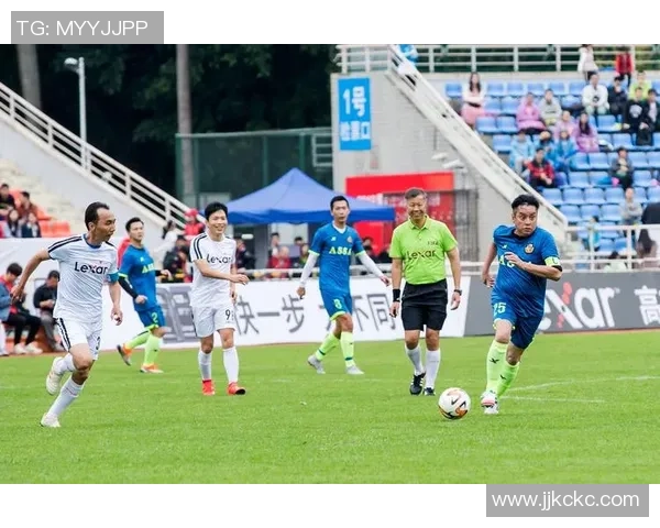 kc香港足球明星队携手打造足球梦想助力青少年成长与发展