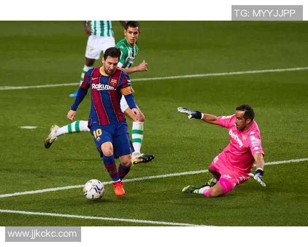 世界足球明星的过人技巧揭秘与精彩瞬间回顾