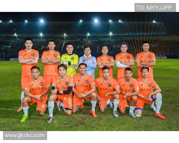 刘杉杉足球之路:从青涩少女到绿茵场上的璀璨明星 刘杉杉足球之路:从青涩少女到绿茵场上的璀璨明星